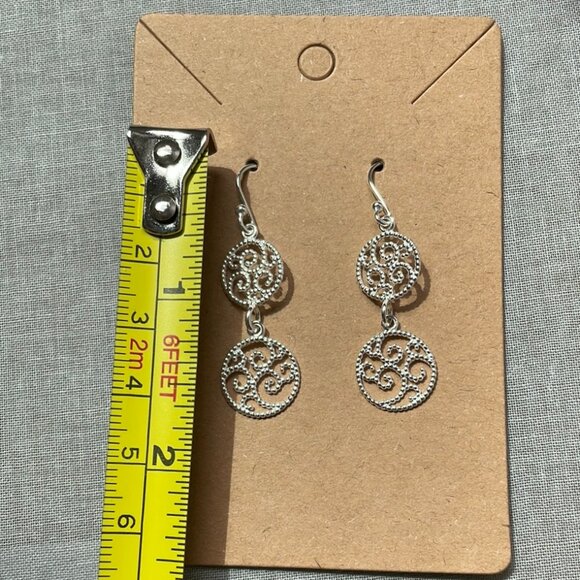 NWOT Filigree Dangle Fashion Earrings - Picture 3 of 8